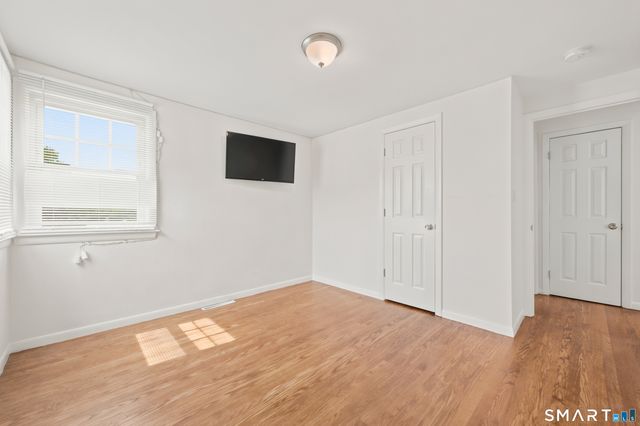 91 Mount Carmel Avenue, Waterbury, CT 06708