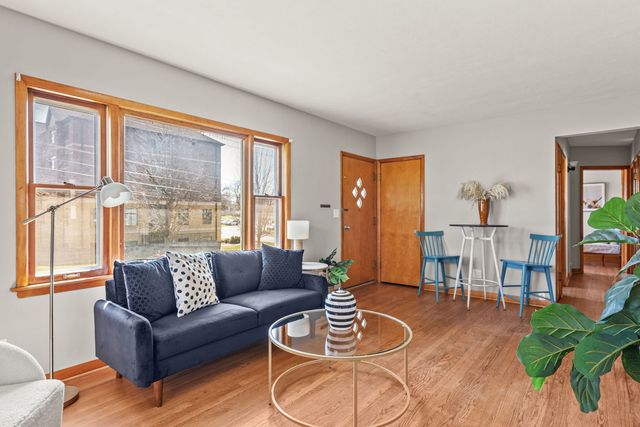 630 W Lombard Street, Davenport, IA 52803