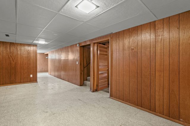 630 W Lombard Street, Davenport, IA 52803