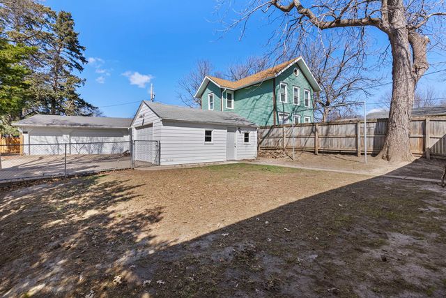 630 W Lombard Street, Davenport, IA 52803