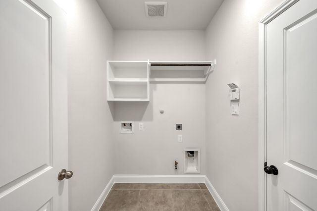 2754 Hidden Hollow Lane, Conroe, TX 77385