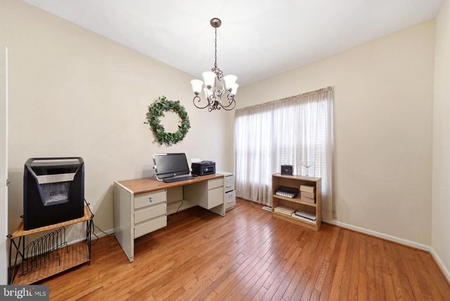 204 HEARTHSTONE DR, Berlin, NJ 08009