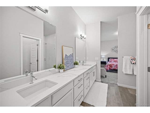 11577 E 25th Ave, Aurora, CO 80010