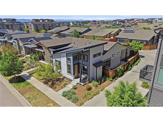 11577 E 25th Ave, Aurora, CO 80010