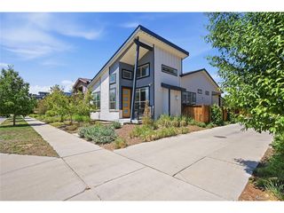 11577 E 25th Ave, Aurora, CO 80010