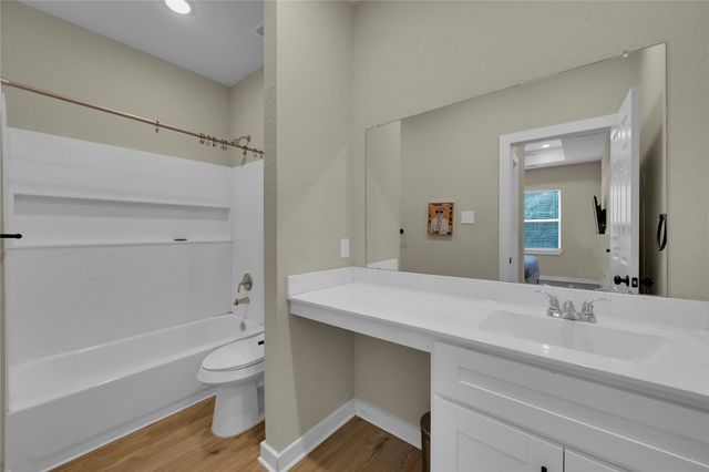 10317 Lake Road 6A, Houston, TX 77070