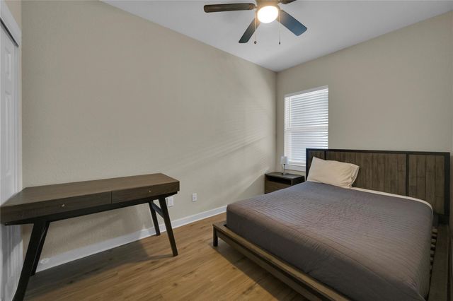 10317 Lake Road 6A, Houston, TX 77070