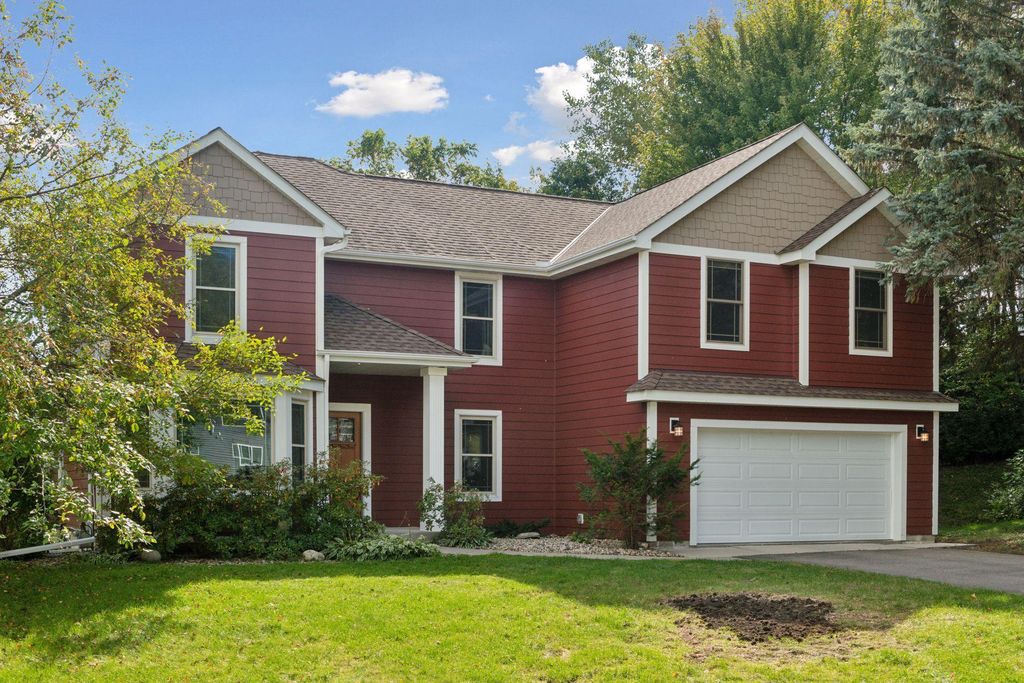 6430 Bretton Way, Chanhassen, MN 55317