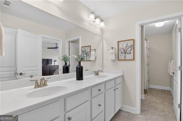 1010 Applegate Drive, Roswell, GA 30076