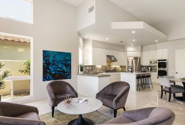 79015 ViA San Clara, La Quinta, CA 92253