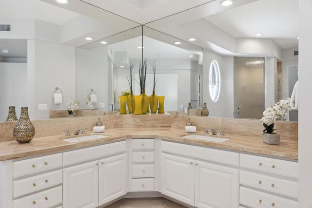 79015 ViA San Clara, La Quinta, CA 92253