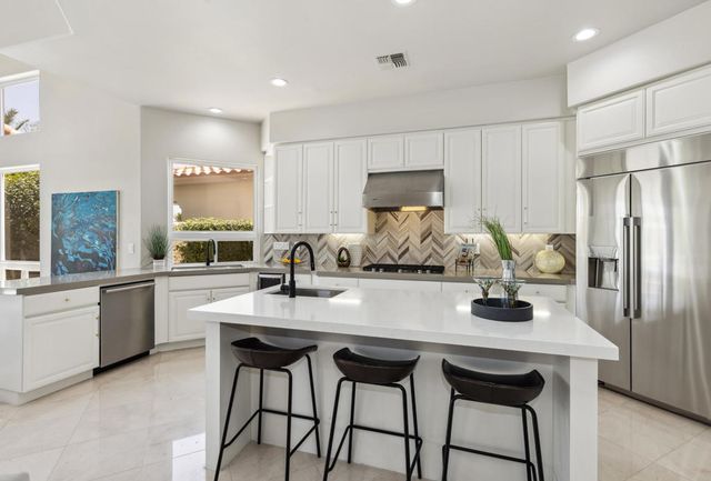 79015 ViA San Clara, La Quinta, CA 92253
