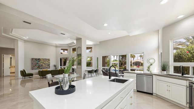 79015 ViA San Clara, La Quinta, CA 92253