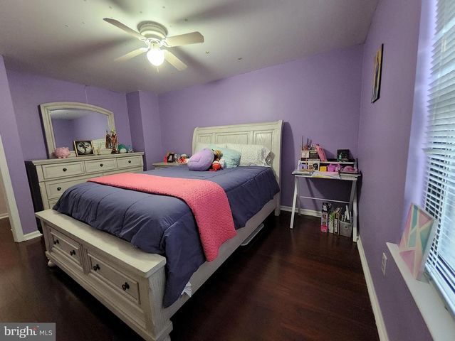 2 ADAM CT, Eastampton, NJ 08060