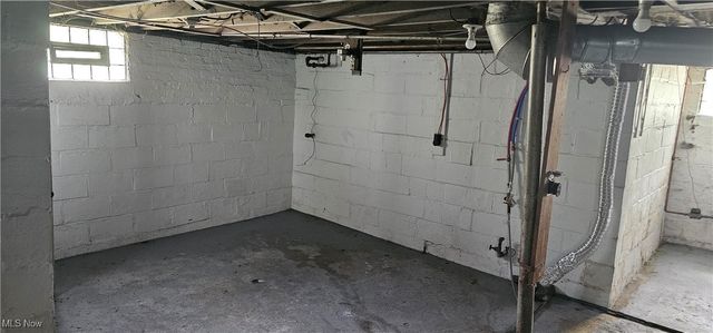 1483 Preston Avenue, Akron, OH 44305