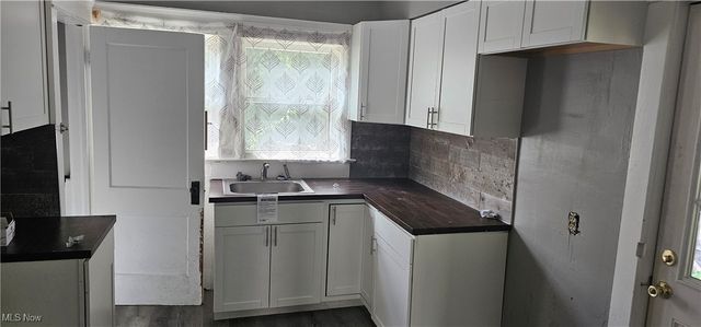 1483 Preston Avenue, Akron, OH 44305