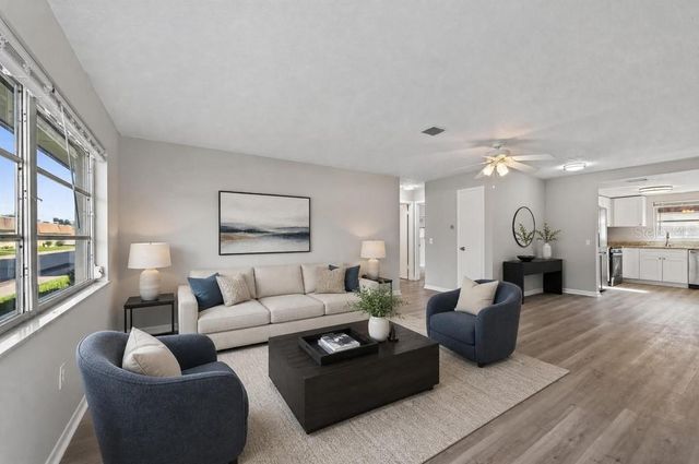 8265 VENDOME BOULEVARD N, Pinellas Park, FL 33781