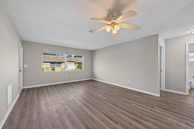 8265 VENDOME BOULEVARD N, Pinellas Park, FL 33781