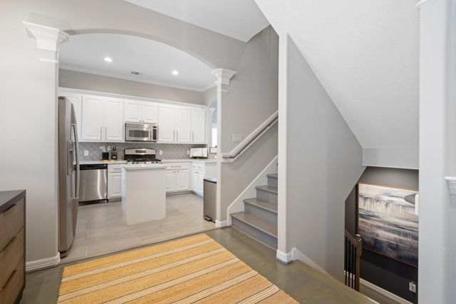 126 Detering Street D, Houston, TX 77007