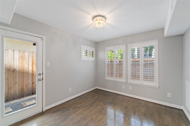 126 Detering Street D, Houston, TX 77007