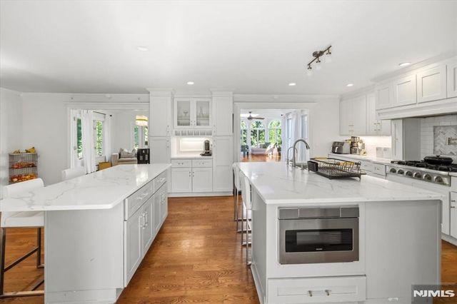 207 Herbert Avenue, Closter, NJ 07624