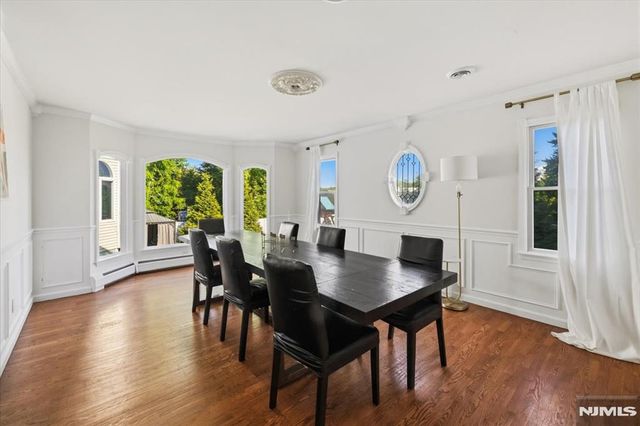207 Herbert Avenue, Closter, NJ 07624