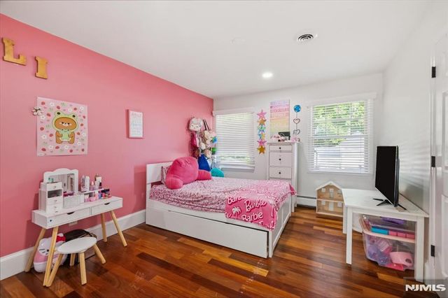 207 Herbert Avenue, Closter, NJ 07624