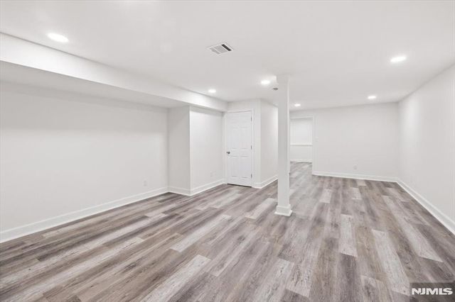 207 Herbert Avenue, Closter, NJ 07624