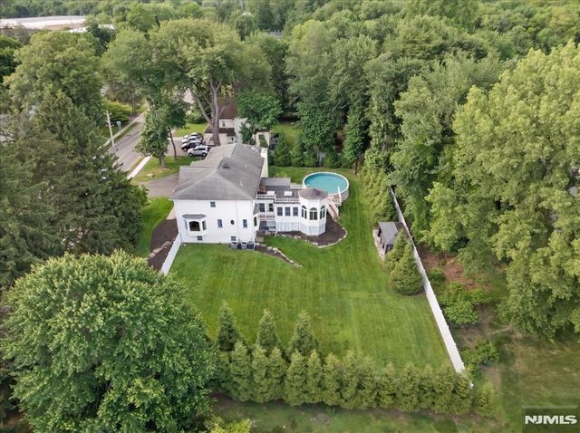 207 Herbert Avenue, Closter, NJ 07624