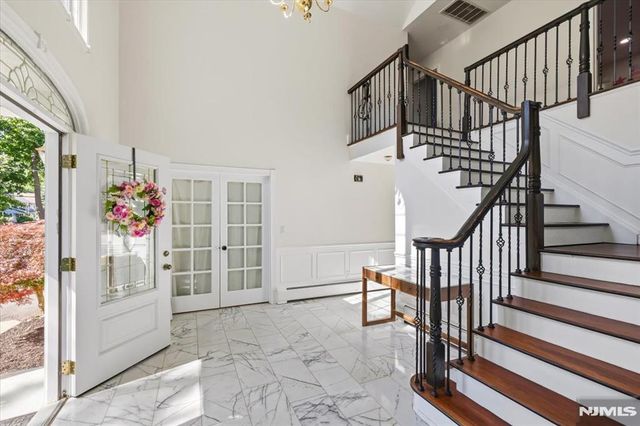 207 Herbert Avenue, Closter, NJ 07624