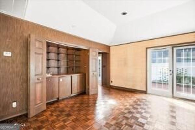 2783 S Hillandale Circle, Macon, GA 31204