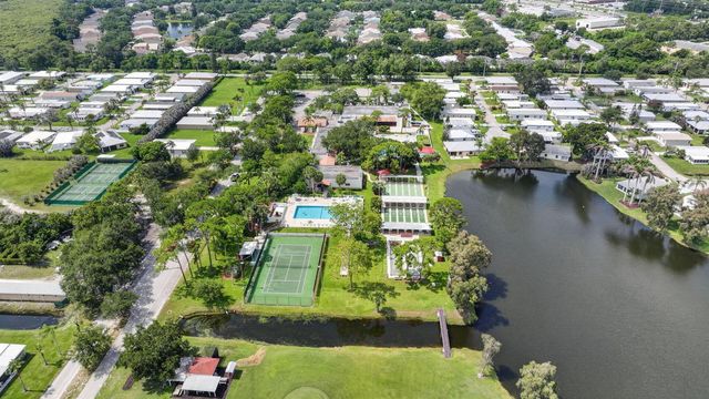 173 Mediterranean Boulevard N, Port St. Lucie, FL 34952