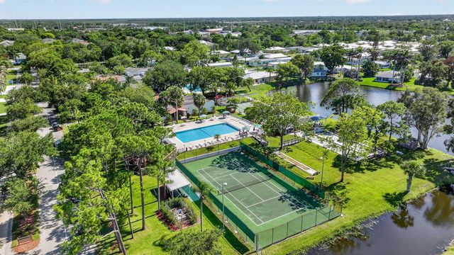 173 Mediterranean Boulevard N, Port St. Lucie, FL 34952