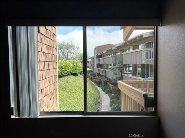 6542 Ocean Crest Dr., Rancho Palos Verdes, CA 90275