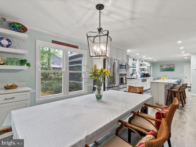 4 CANTERBURY LN, Rehoboth Beach, DE 19971