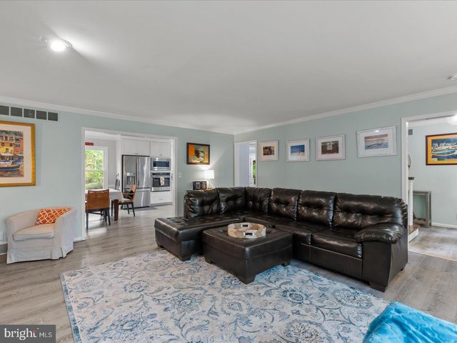 4 CANTERBURY LN, Rehoboth Beach, DE 19971