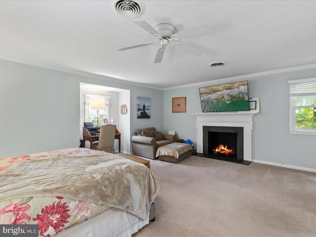 4 CANTERBURY LN, Rehoboth Beach, DE 19971