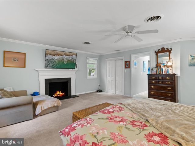 4 CANTERBURY LN, Rehoboth Beach, DE 19971