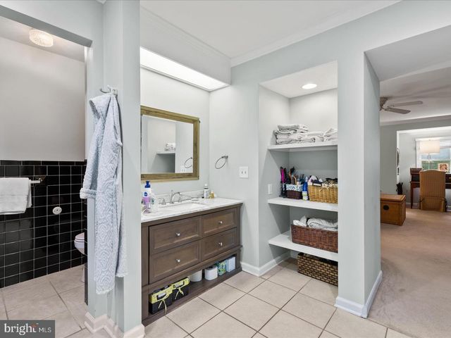 4 CANTERBURY LN, Rehoboth Beach, DE 19971