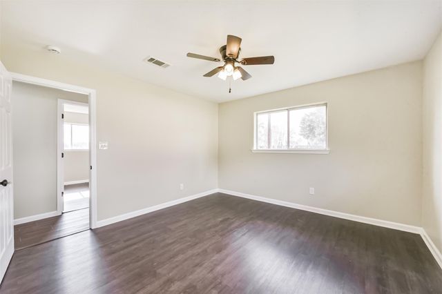 2390 Sarah Street, Beaumont, TX 77705