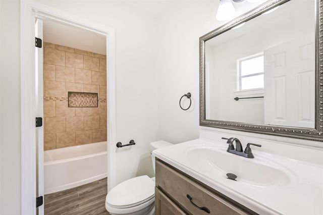 2390 Sarah Street, Beaumont, TX 77705