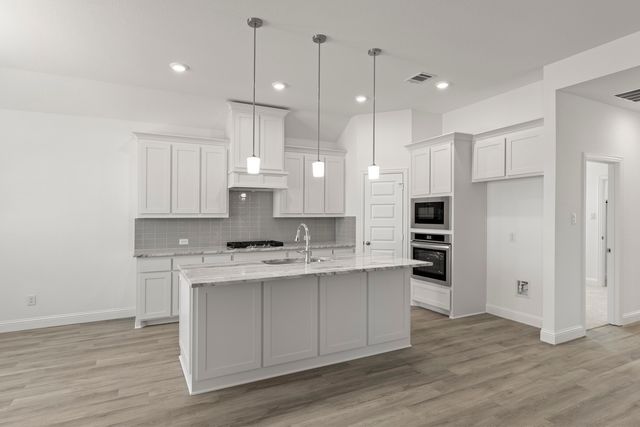 541 San Angelo Drive, Forney, TX 75126