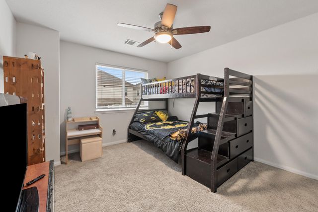 979 Crossing Drive, Bryan, TX 77803