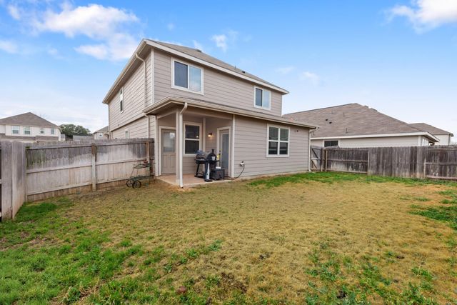 979 Crossing Drive, Bryan, TX 77803
