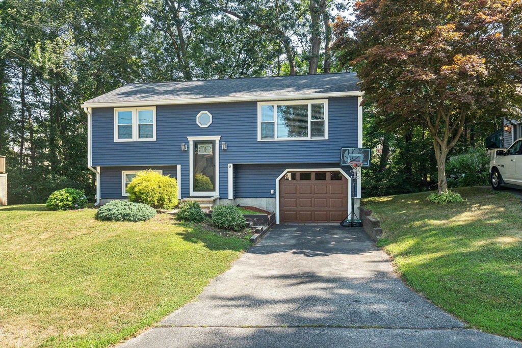 15 Killian Drive, Nashua, NH 03062