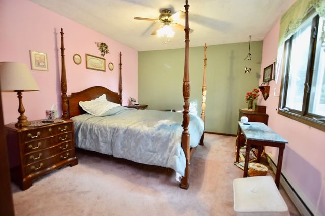 15758 County Line Road, Capron, IL 61012