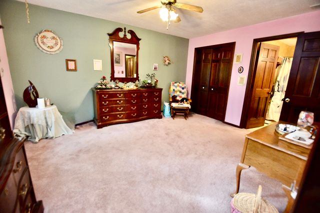 15758 County Line Road, Capron, IL 61012