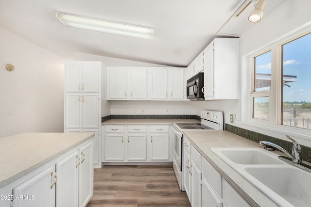 12107 S 215th Lane, Buckeye, AZ 85326