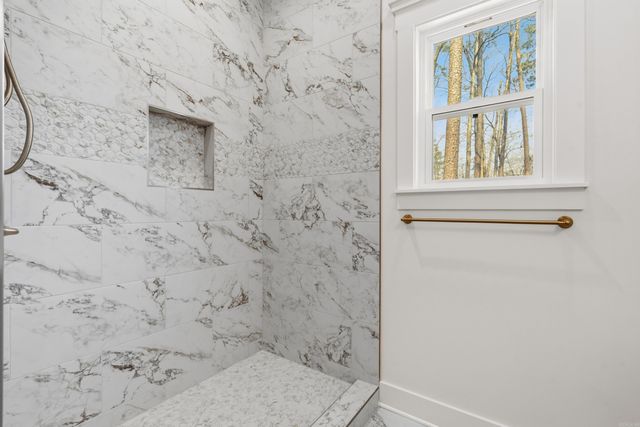 52 villacarriedo Circle, Hot Springs Village, AR 71909