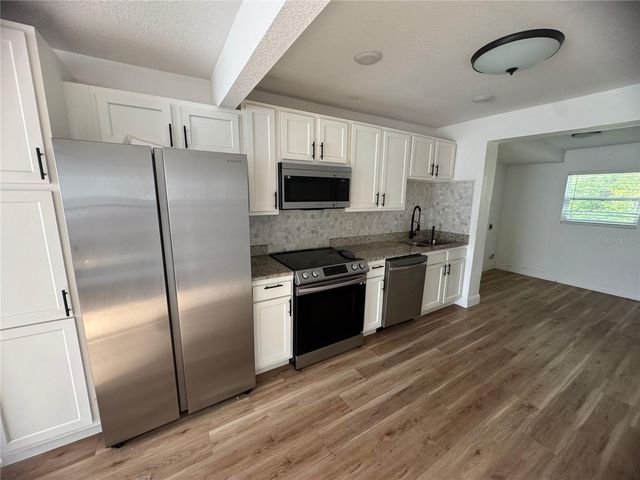 905 CENTER STREET, Plant City, FL 33563
